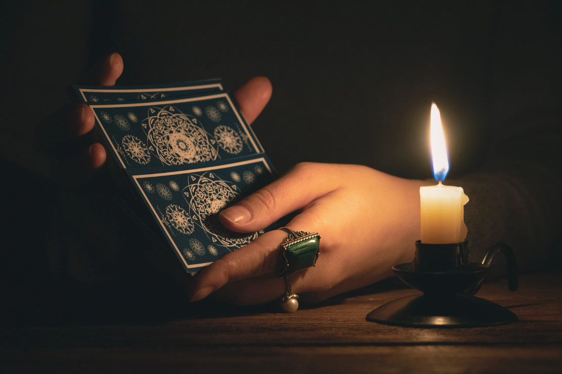 using-tarot-to-find-your-soulmate-tarot-reading